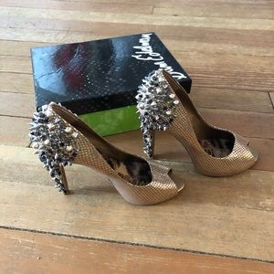 Sam Edelman Lorissa gold size 9
